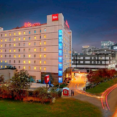 Ibis Gurgaon Golf Course Road - An Accor Brand Hotel Bagian luar foto