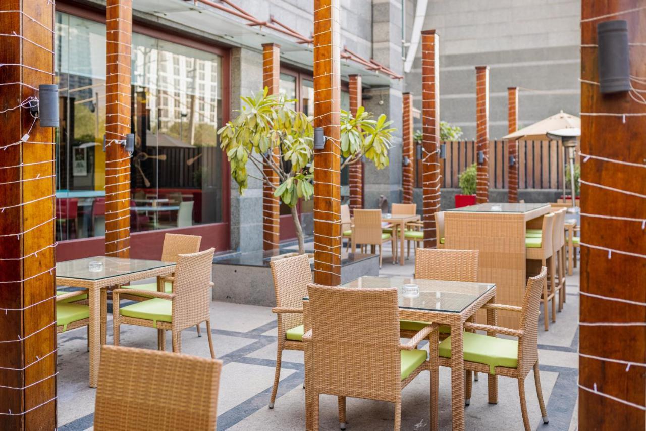 Ibis Gurgaon Golf Course Road - An Accor Brand Hotel Bagian luar foto