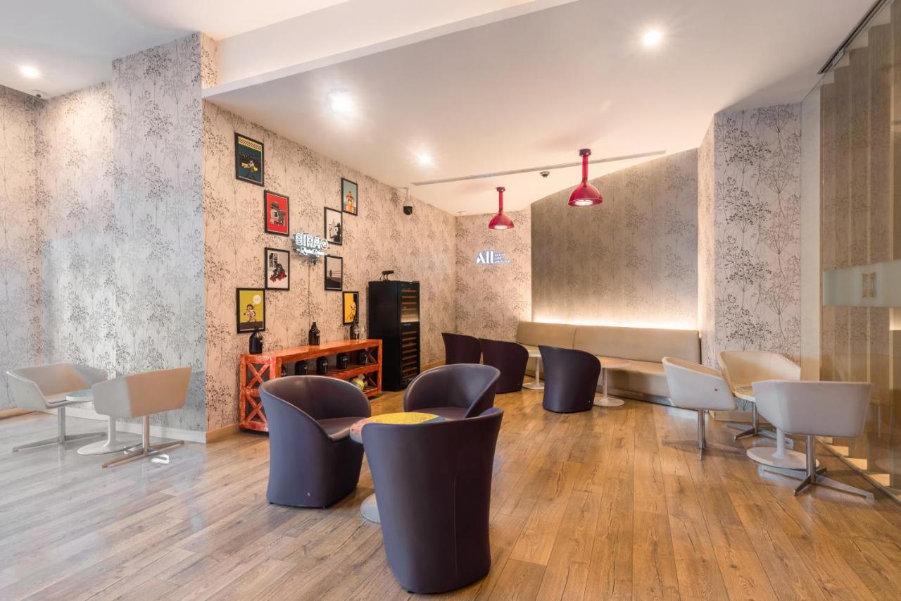 Ibis Gurgaon Golf Course Road - An Accor Brand Hotel Bagian luar foto