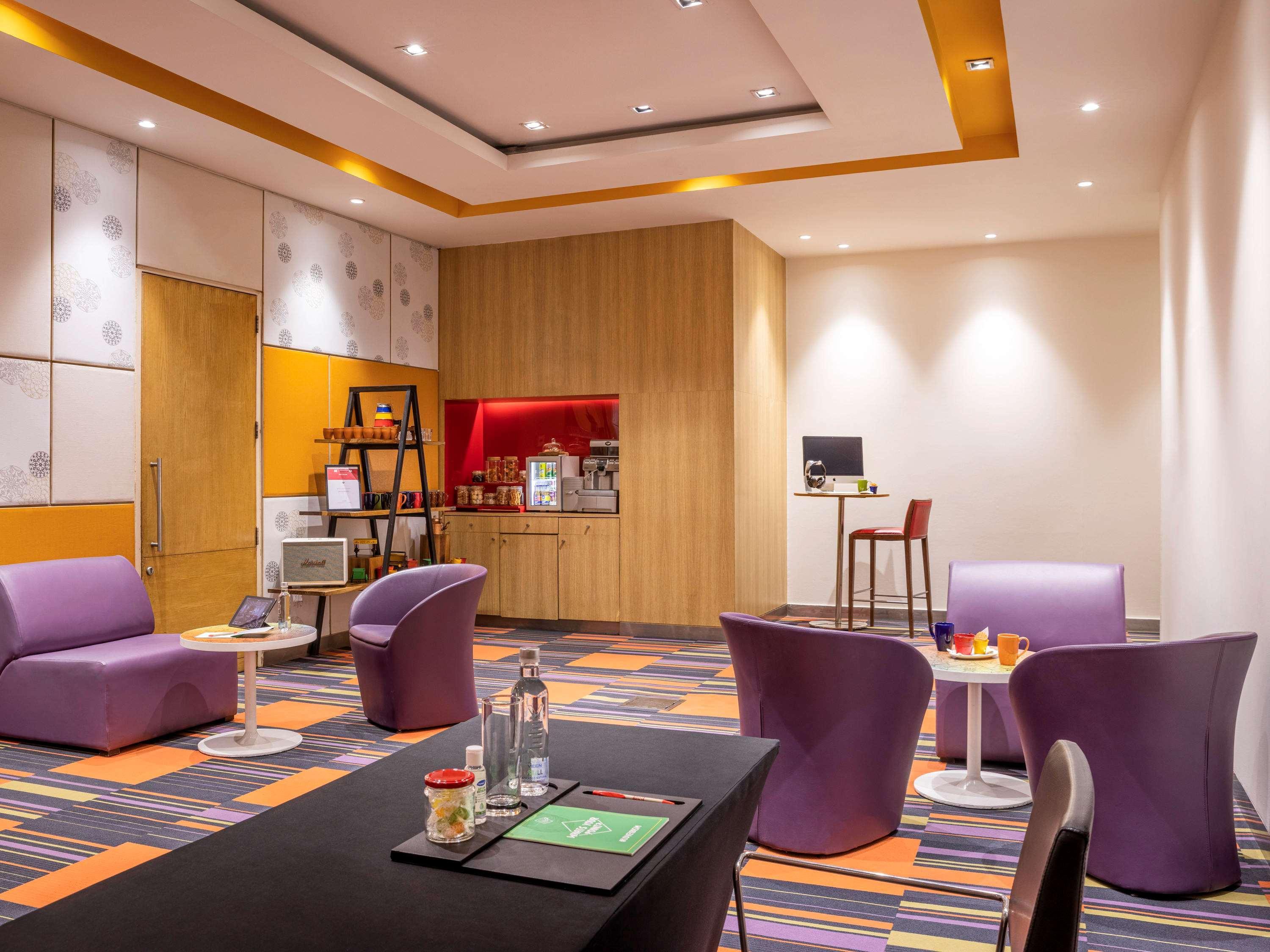 Ibis Gurgaon Golf Course Road - An Accor Brand Hotel Bagian luar foto