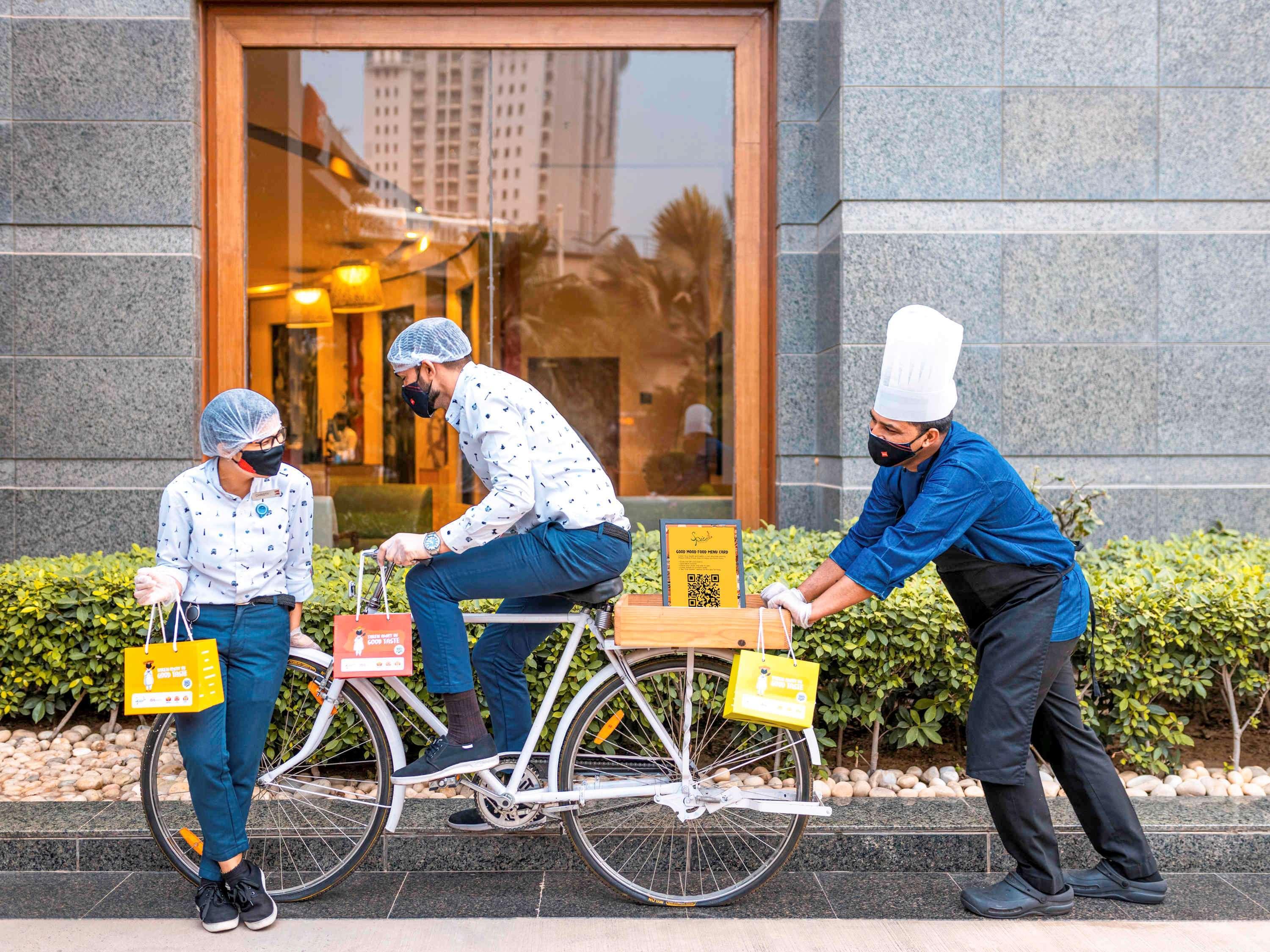 Ibis Gurgaon Golf Course Road - An Accor Brand Hotel Bagian luar foto